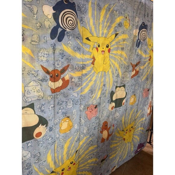 1998 Nintendo Pokemon Comforter 74.5" x 88" Pikachu Charmander - Picture 6 of 10